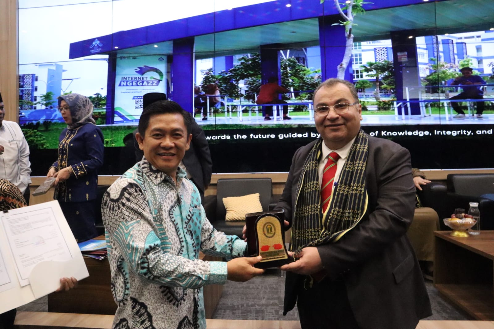 Ini Dia Langkah Penting untuk Meningkatkan Kerjasama Pendidikan Islam: Rektor IAIN Curup Hadiri Penandatanganan MoU dengan Universitas Zarqa Yordania!