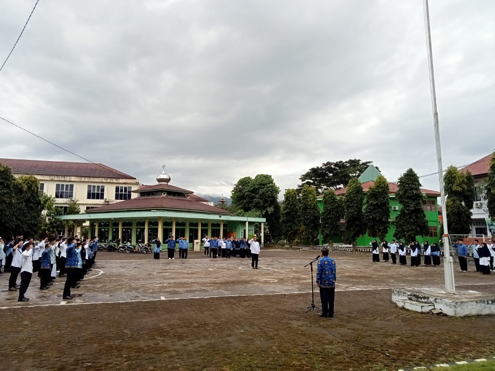 Apel Hormat Bendera: Kepala LPM Targetkan 4 Prodi Terakreditasi Unggul