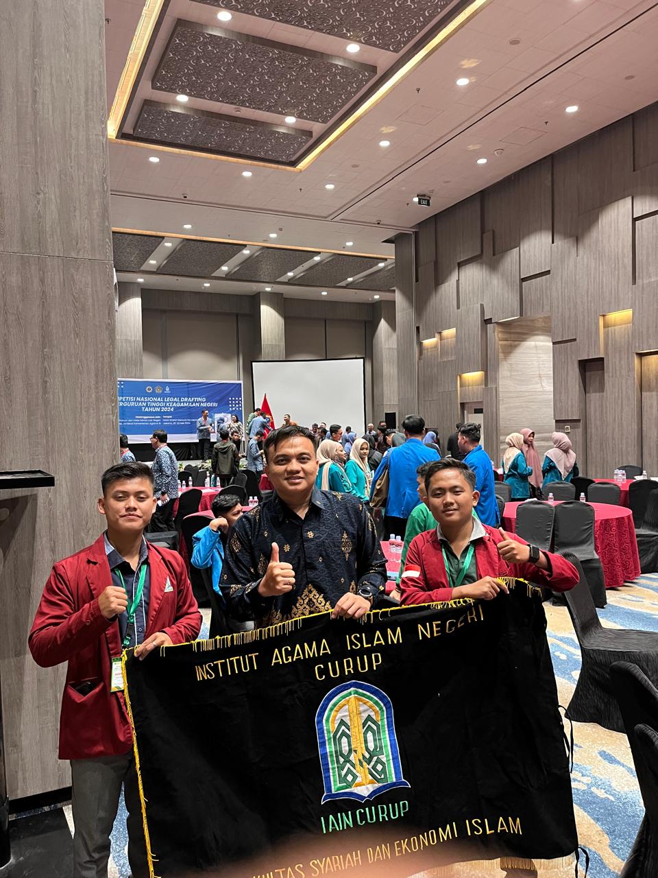 Dua Mahasiswa Hukum IAIN Curup Sukses Tembus Posisi Top 20 PTKIN dalam Lomba Legal Drafting 2024