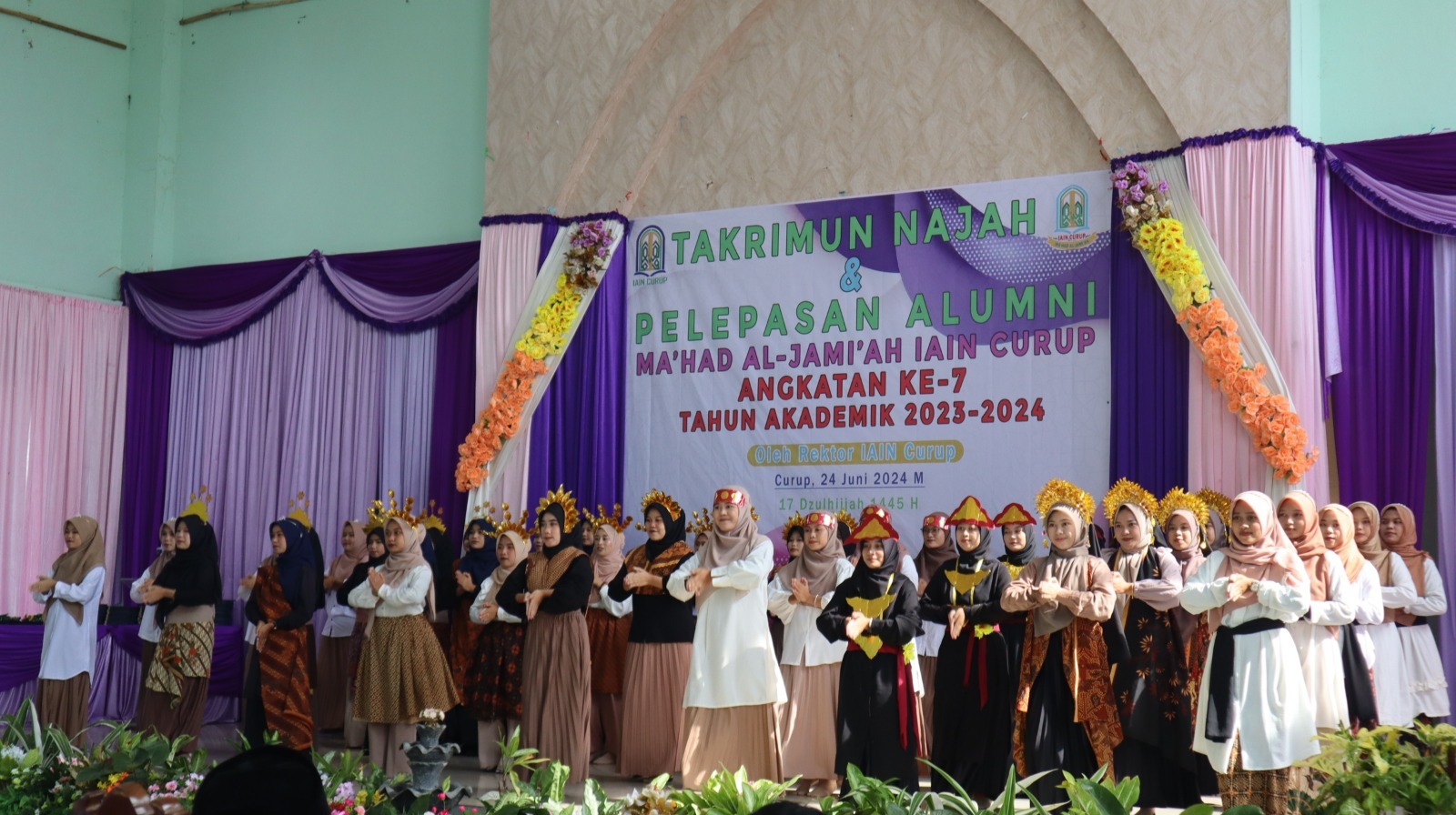 Ma'had Al-Jam’iah IAIN Curup Sukses Gelar Takrimun Najah dan Pelepasan Alumni Angkatan Ke-7 Tahun Akademik 2023-2024