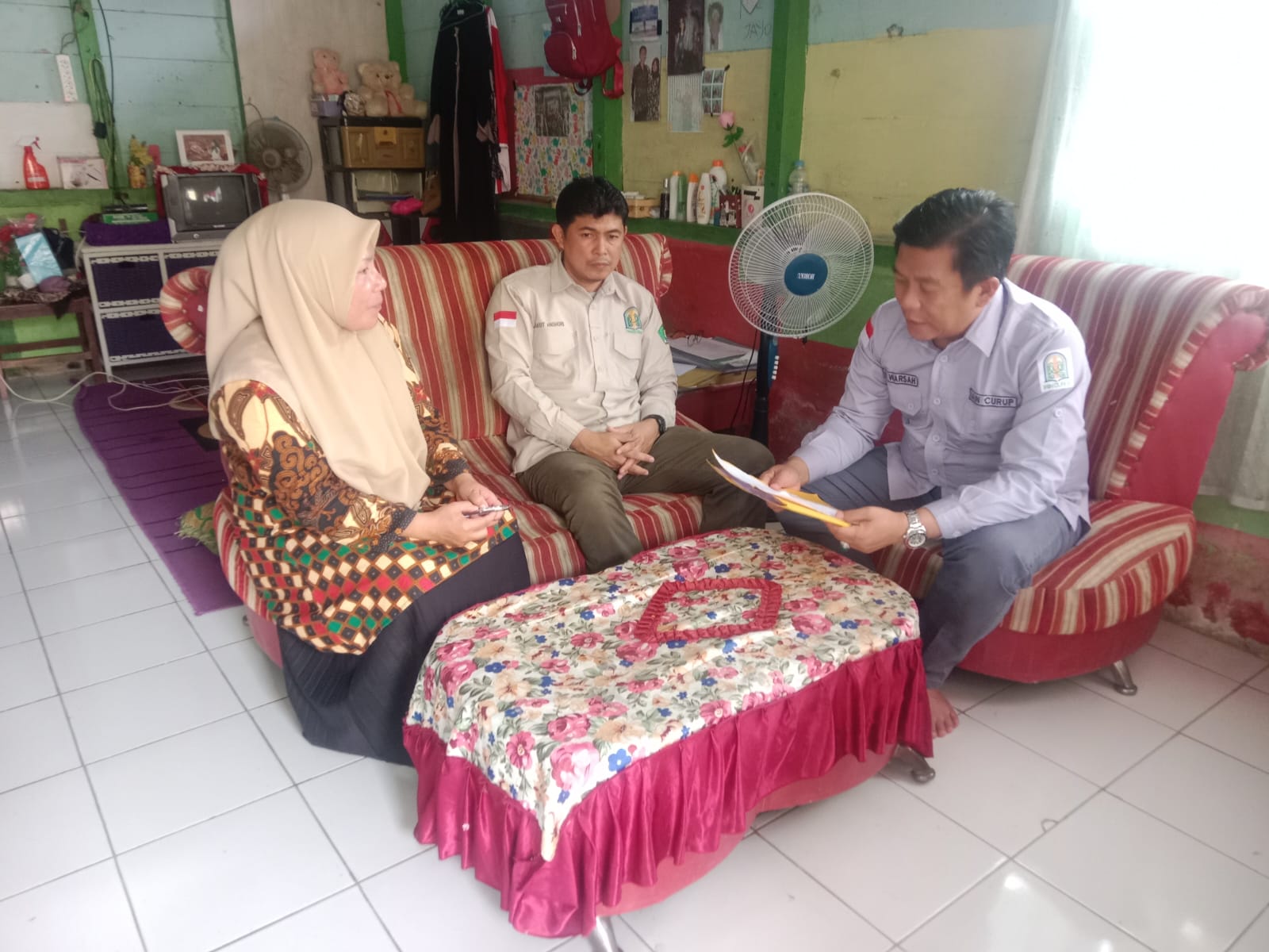 Rektor IAIN Curup Survei Langsung Rumah Mahasiswa Calon Penerima Beasiswa KIP Kuliah Tahun 2025