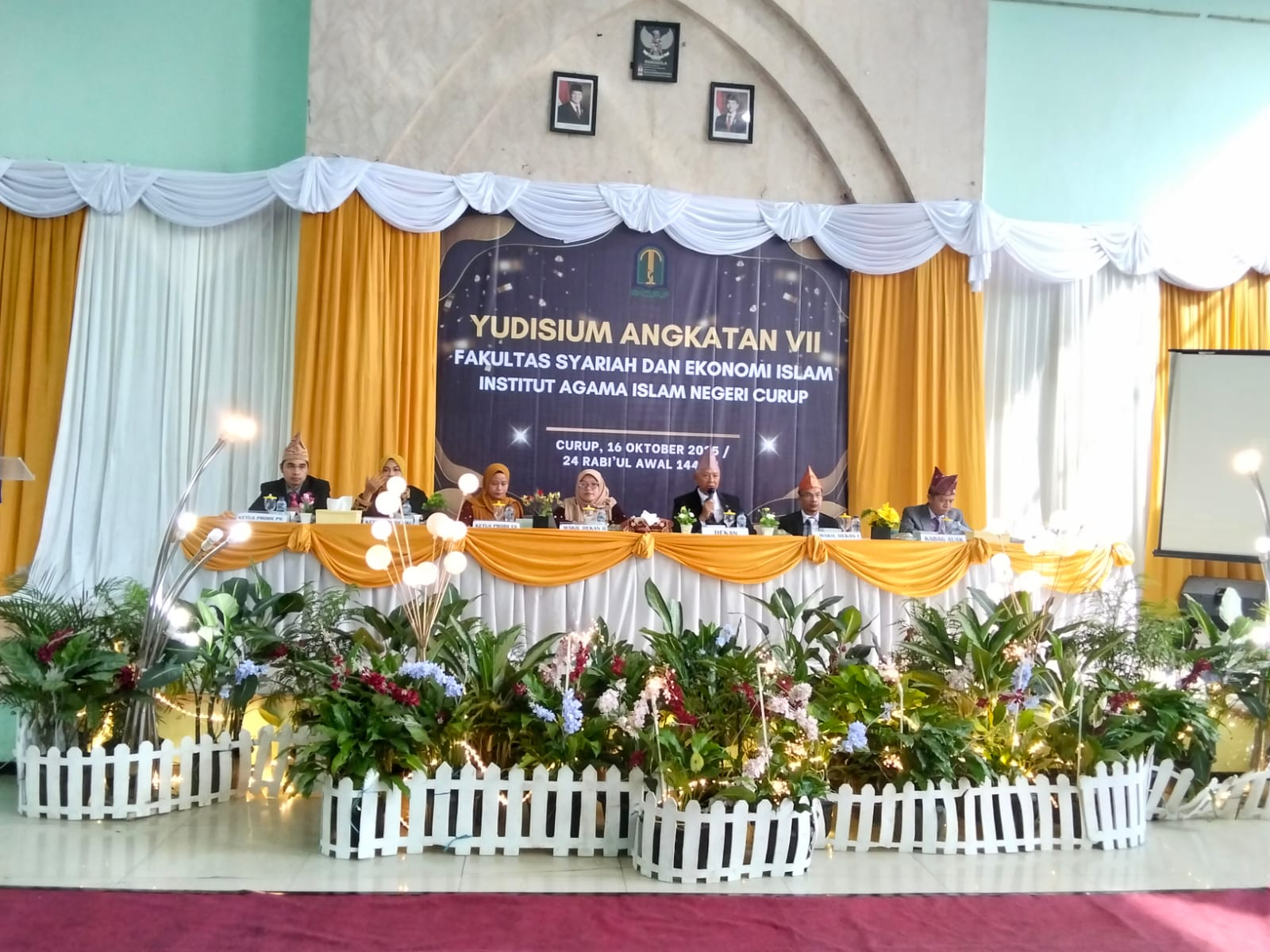 Yudisium Angkatan VII Fakultas Syari’ah dan Ekonomi Islam IAIN Curup, Dekan: Lulusan Harus Siap Berkontribusi untuk Umat