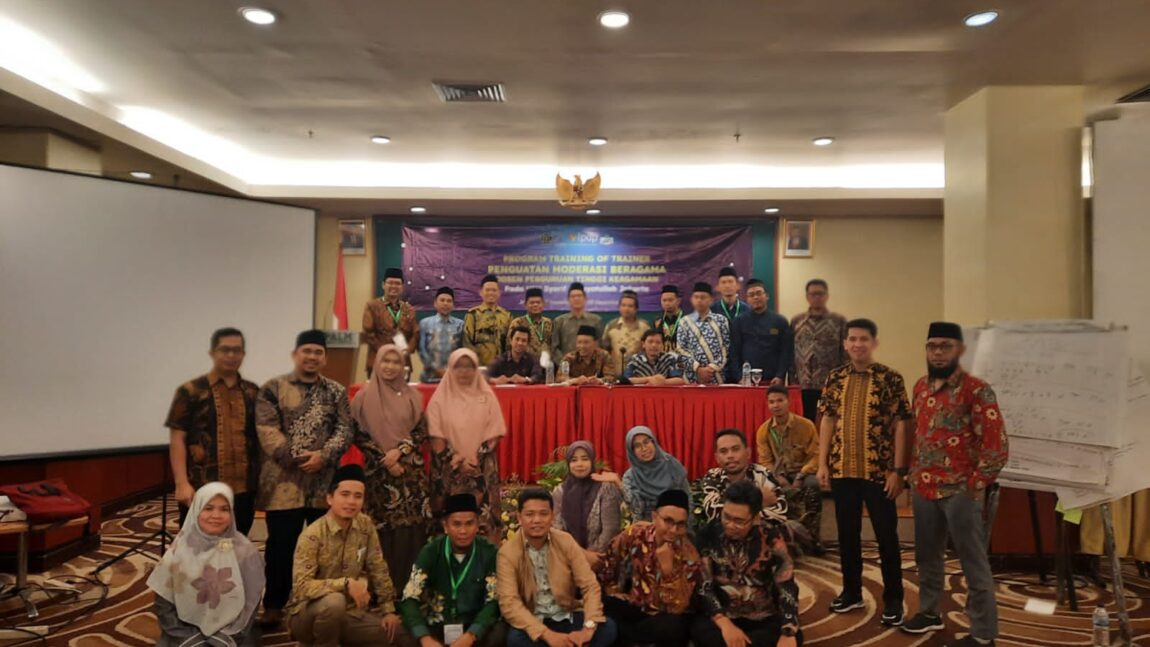 Dosen IAIN Curup Mengikuti Kegiatan Training of Trainer Moderasi Beragama