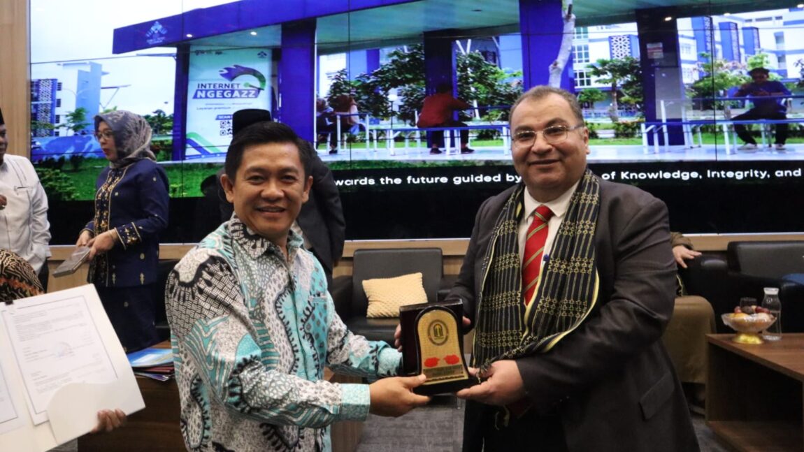 Ini Dia Langkah Penting untuk Meningkatkan Kerjasama Pendidikan Islam: Rektor IAIN Curup Hadiri Penandatanganan MoU dengan Universitas Zarqa Yordania!