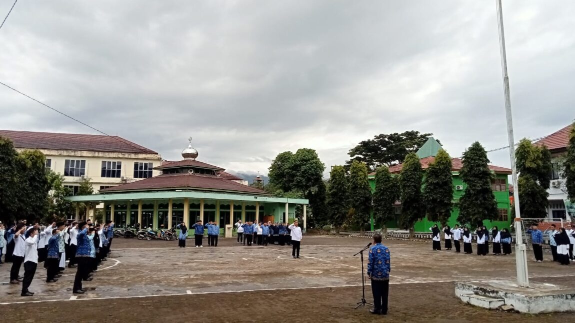 Apel Hormat Bendera: Kepala LPM Targetkan 4 Prodi Terakreditasi Unggul