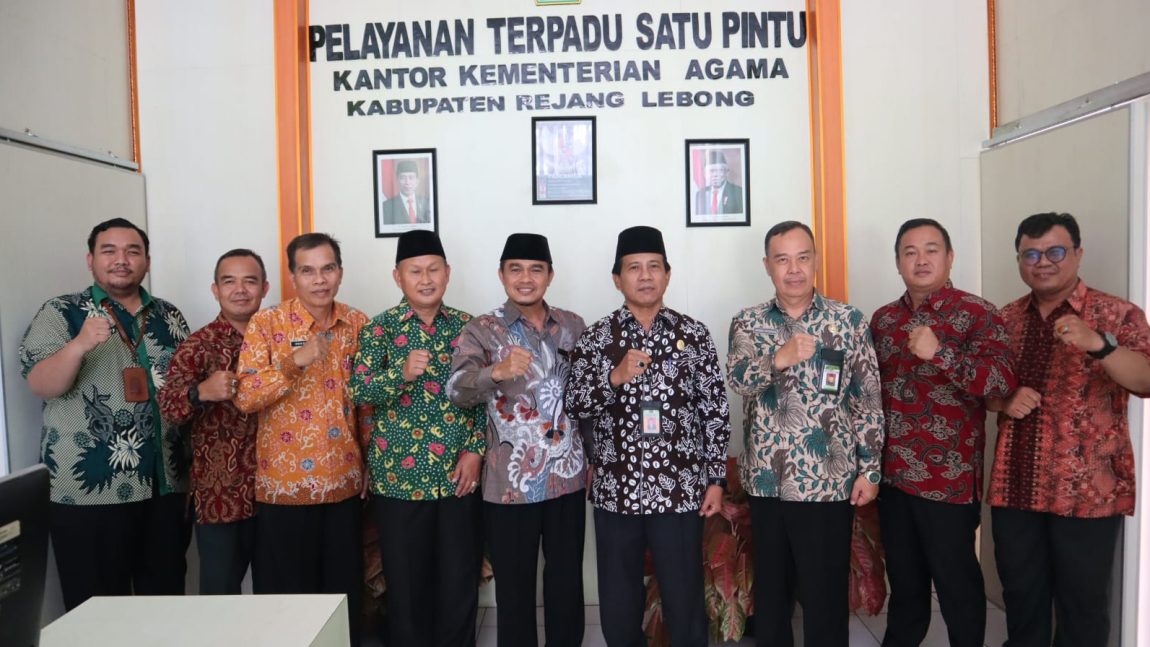 Kunjungan Wakil Rektor 1 IAIN Curup dan Tim Panitia Penerimaan Mahasiswa Baru ke Kemenag Rejang Lebong